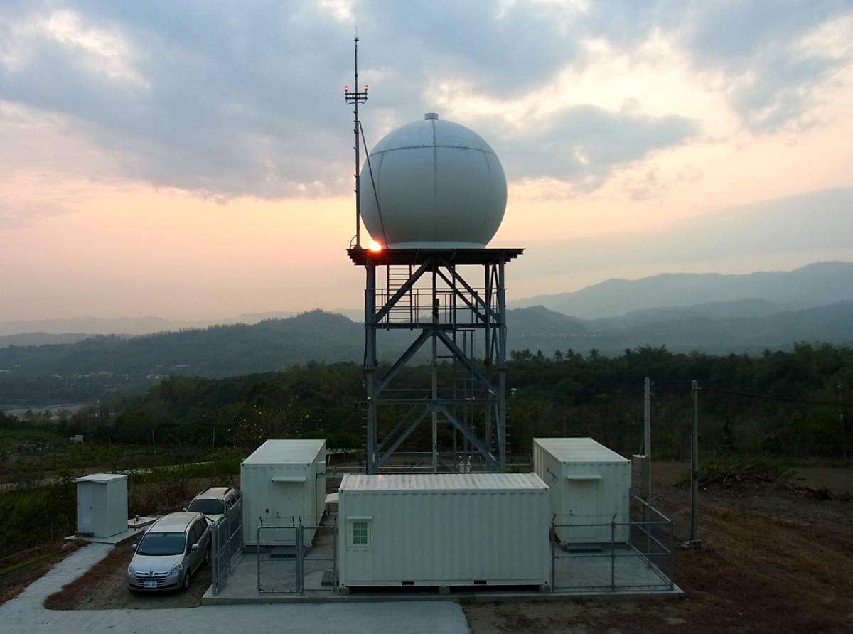 國研院位於高雄市杉林區的氣象雷達。(國研院海洋中心提供)