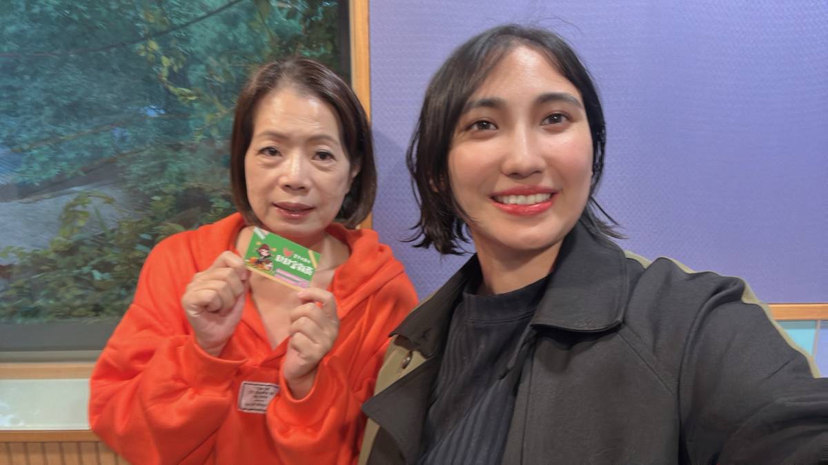 與可愛的傷腦金姐姐拍照～