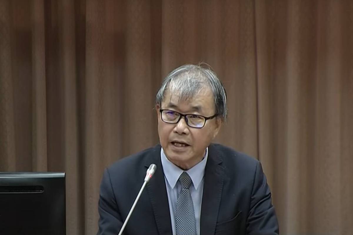 教育部部長鄭英耀27日就營養午餐專法草案逐條審查  立院備詢 