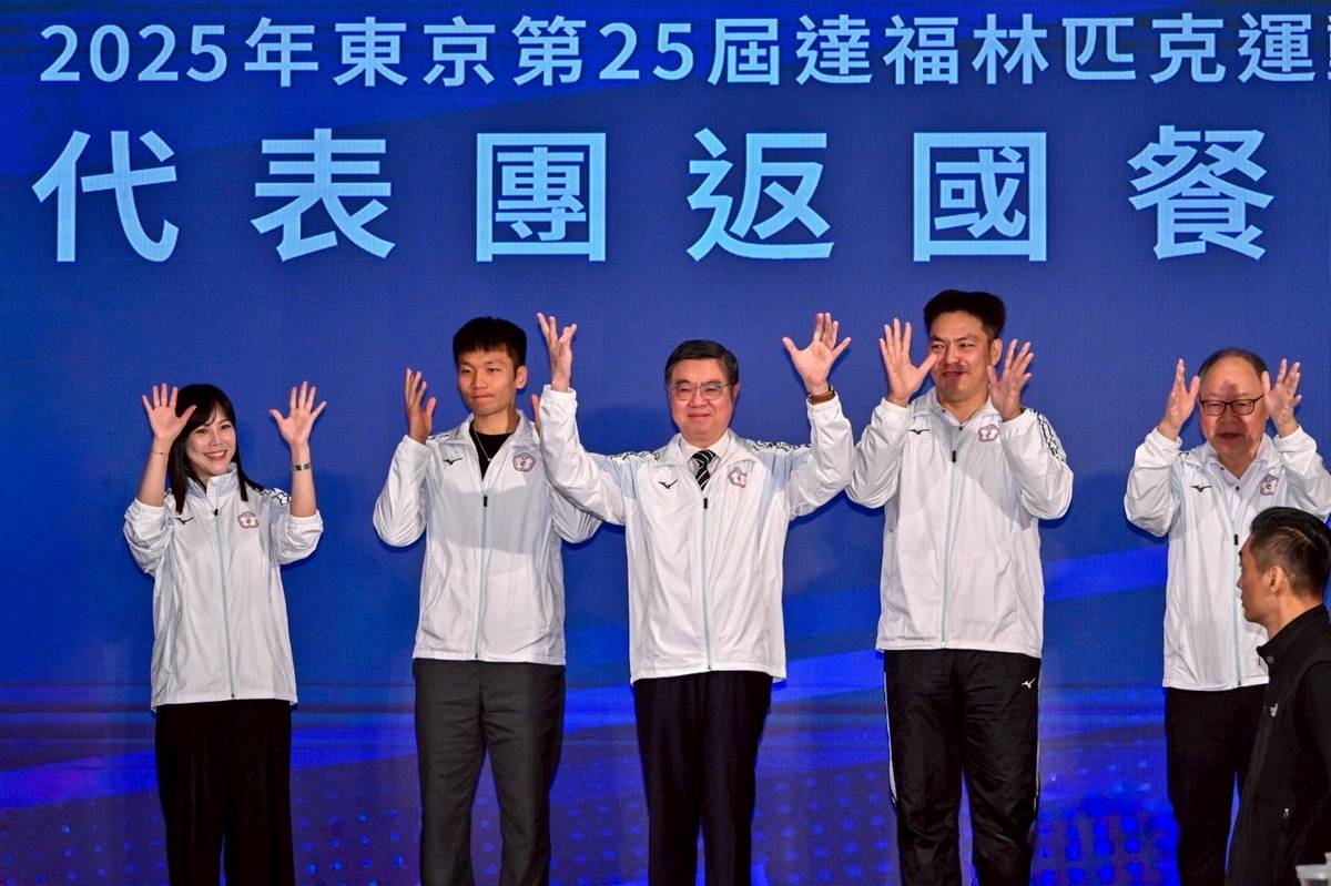 卓榮泰院長出席「2025年東京第25屆達福林匹克運動會」代表團返國餐會。(行政院提供)