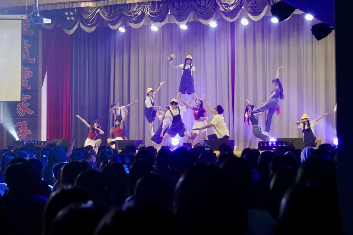 育達高中舉辦國中技藝班結訓典禮，現場安排精彩的演出節目

