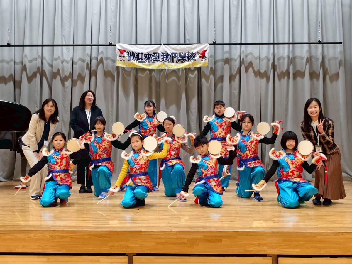 桃園社子國小在瑞穗小學帶來精彩的鼓樂展演