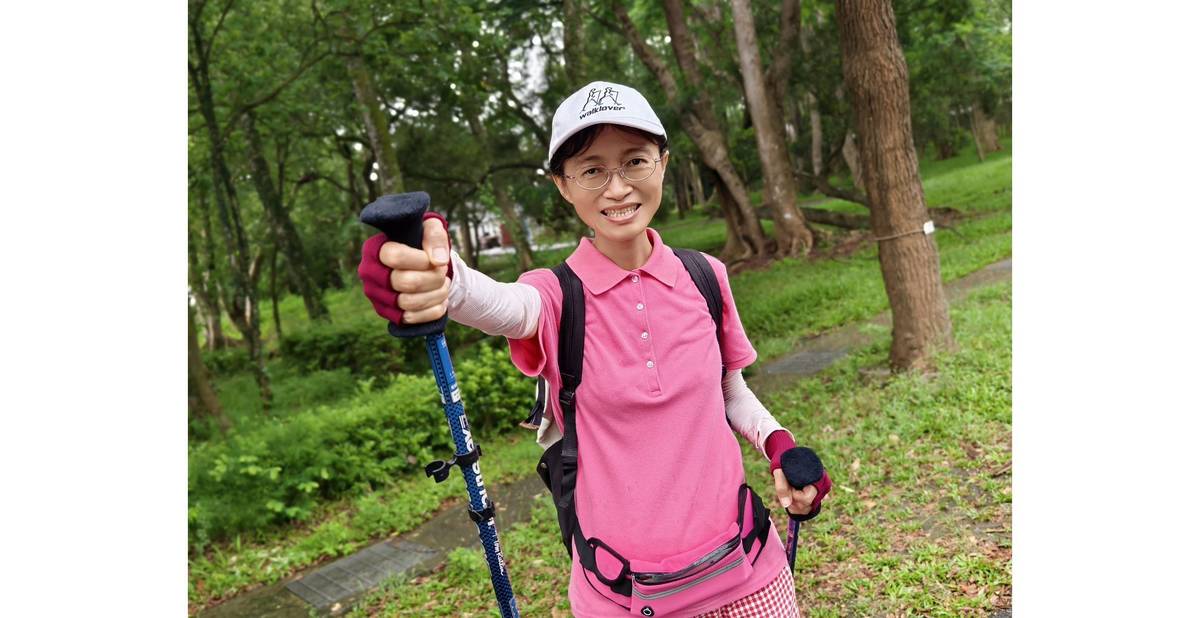 神奇的魔法棒-台灣北歐式健走志工朱藥師