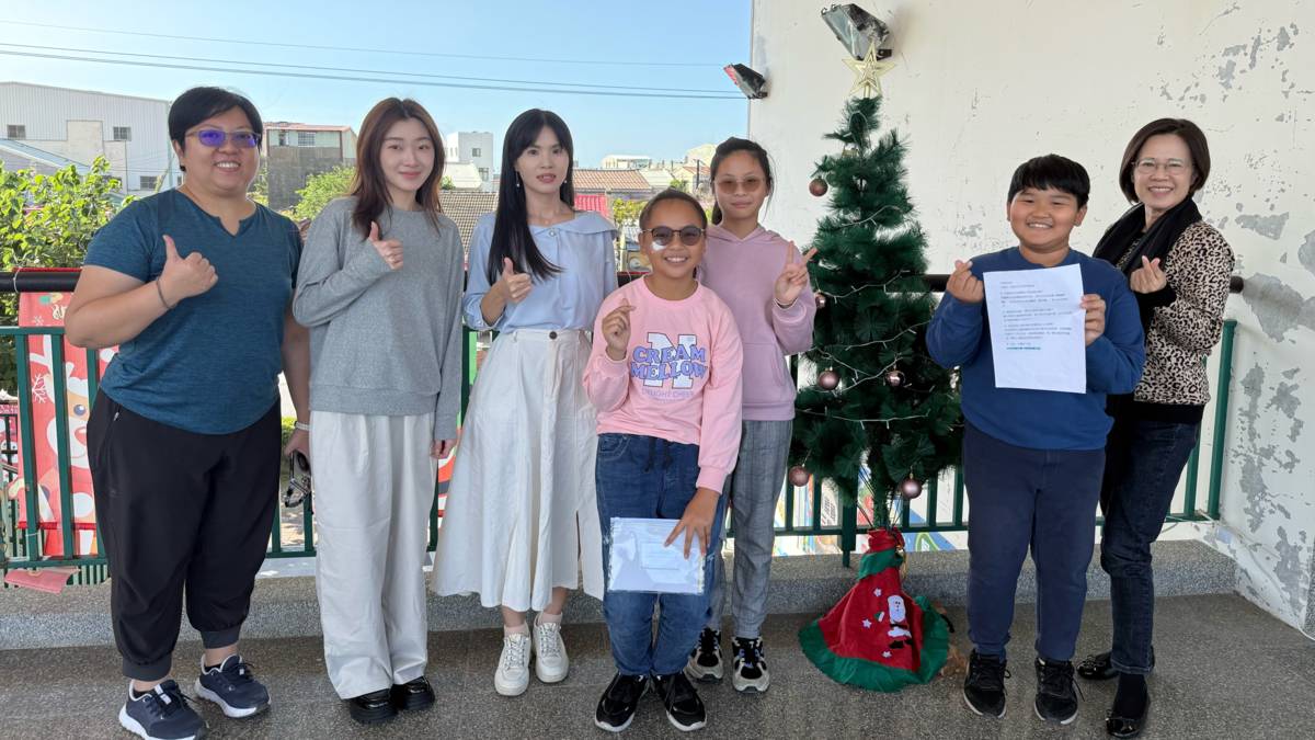113學年度「口腔保健績優學校遴選」-特優-臺南市將軍區鯤鯓國小-採訪合照