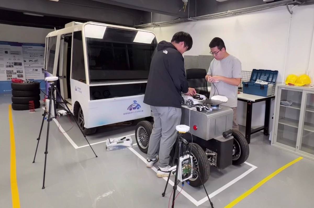 臺科大智慧狀態監診實驗室實作(教育部提供)