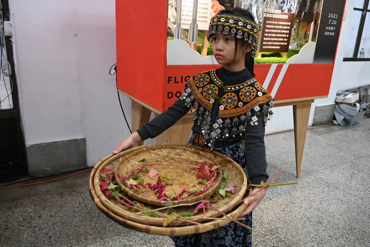 太空紅藜是從臺東孩子手中長出的希望，落地臺東更象徵土地、文化與科技並行實踐，共同萌芽的力量。