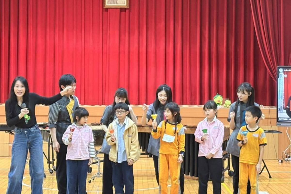 朱宗慶打擊樂團啟動校園巡迴列車，前往北市大龍國小進行表演與互動教學