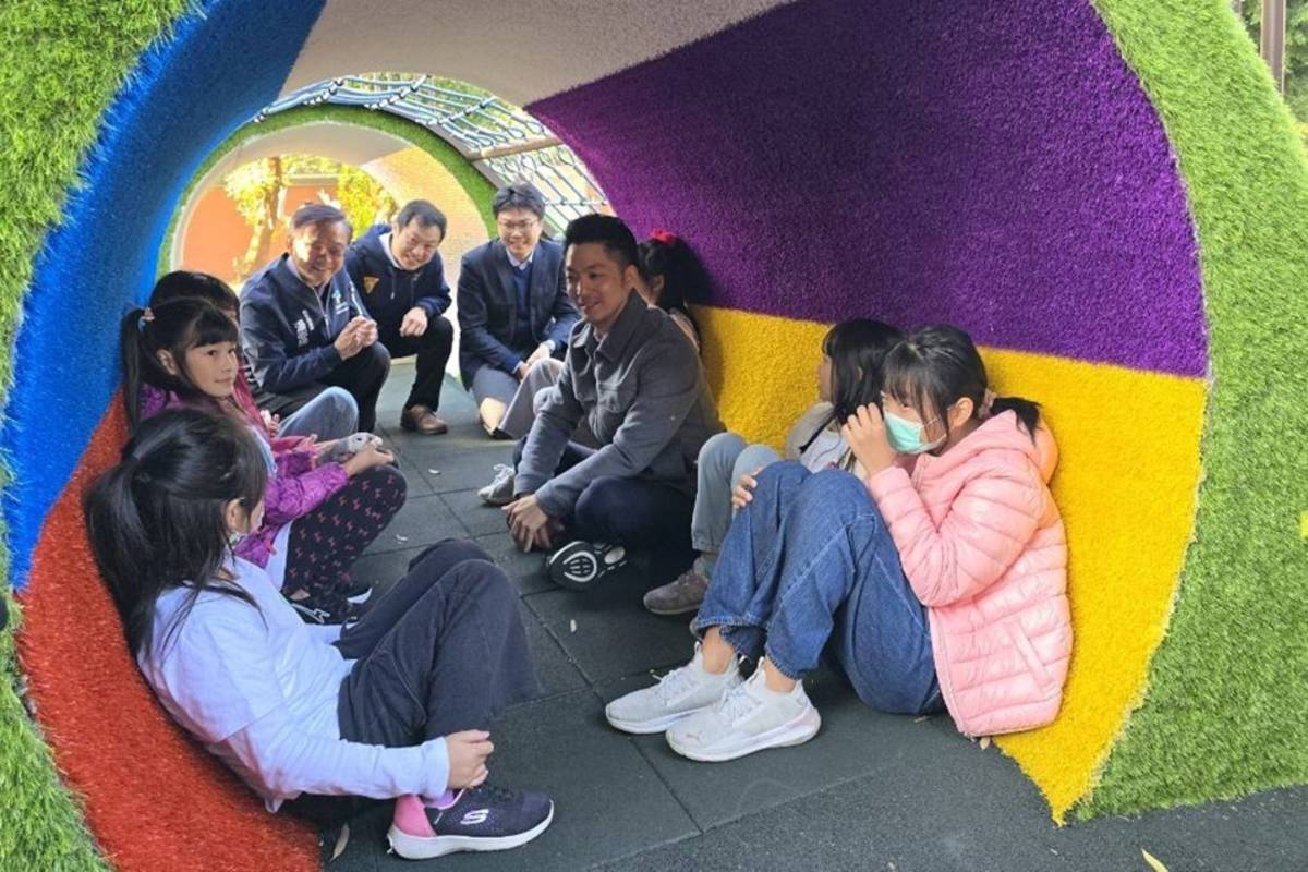 臺北市教育局以「臺北十大好學」為主軸，厚植教育基礎並拓展學生學習視野