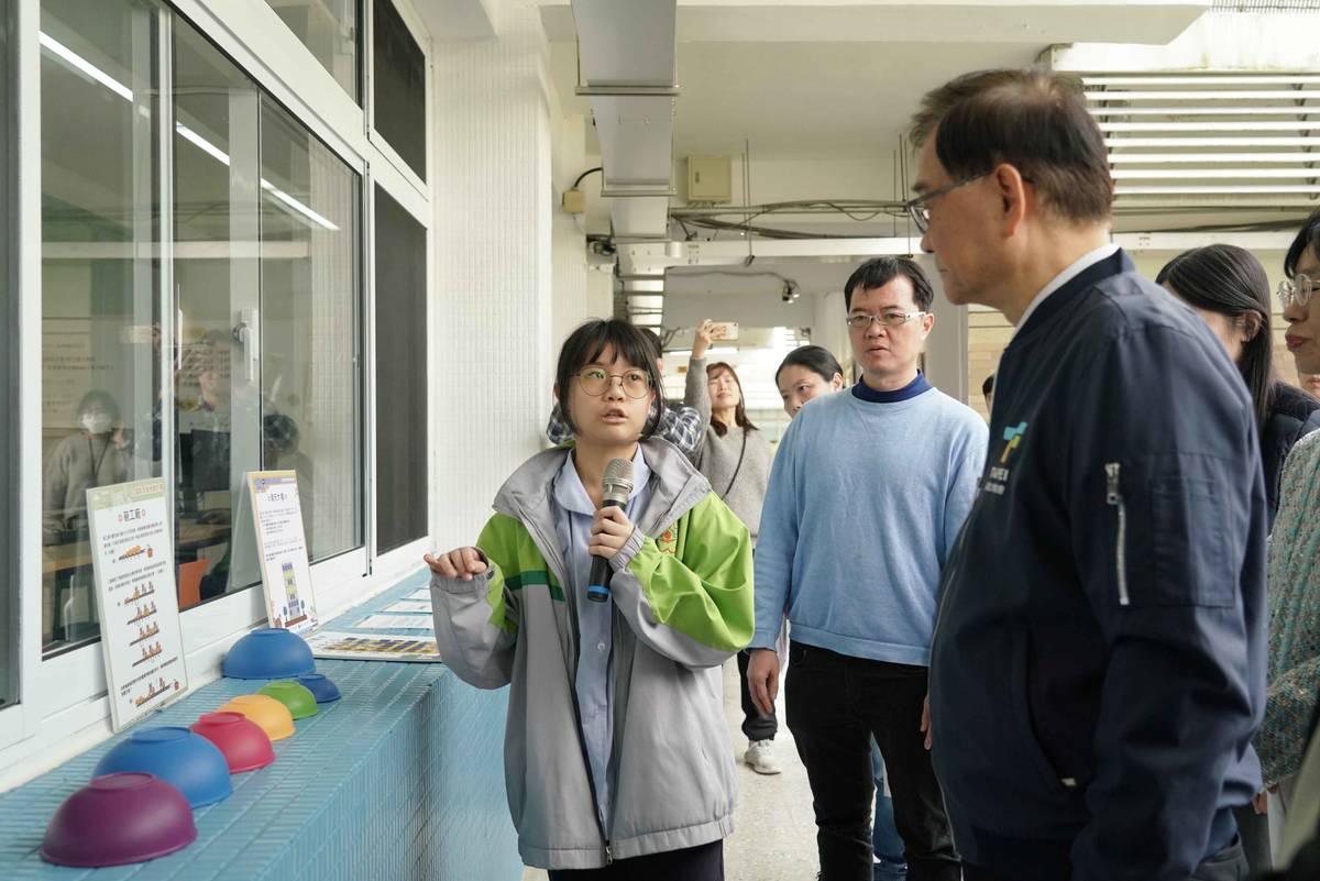 學生從遊戲體驗到應用，逐步建構解決複雜問題的能力