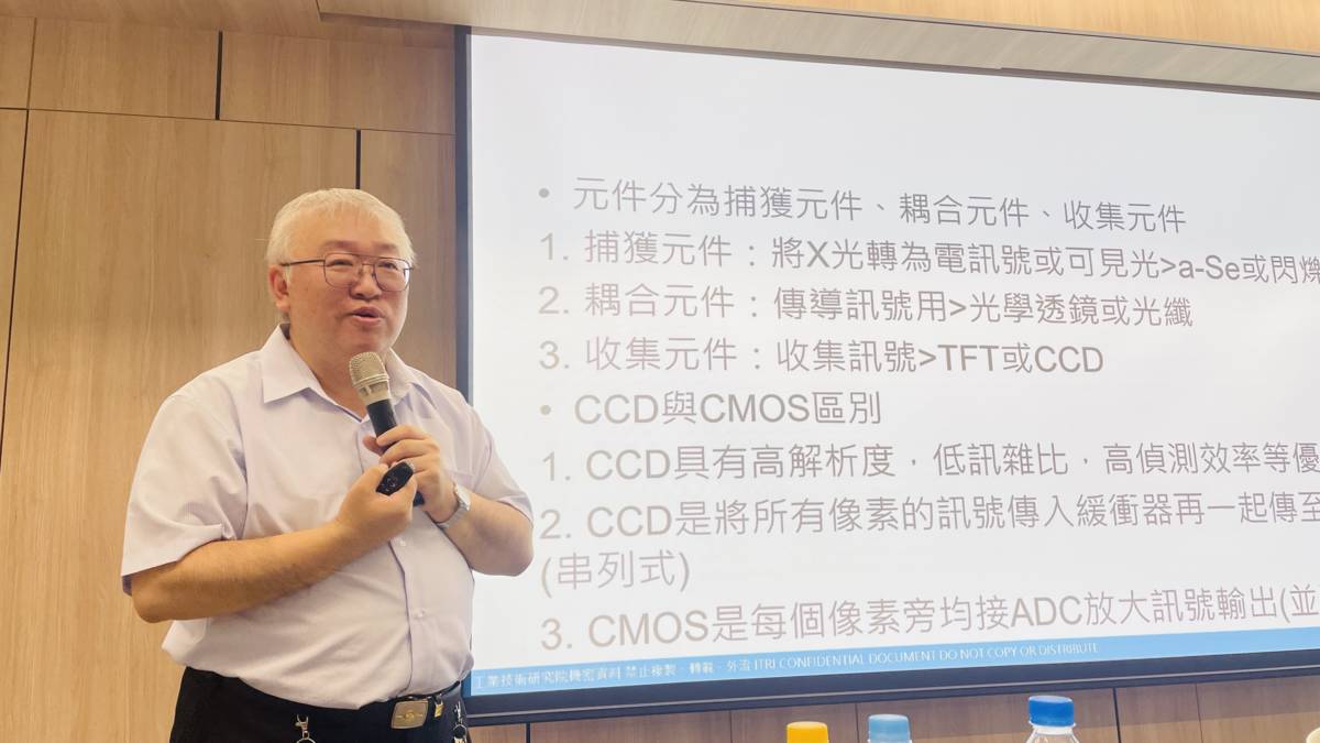 中臺科技大學醫學影像暨放射科學系史天宇副教授兼系主任上課