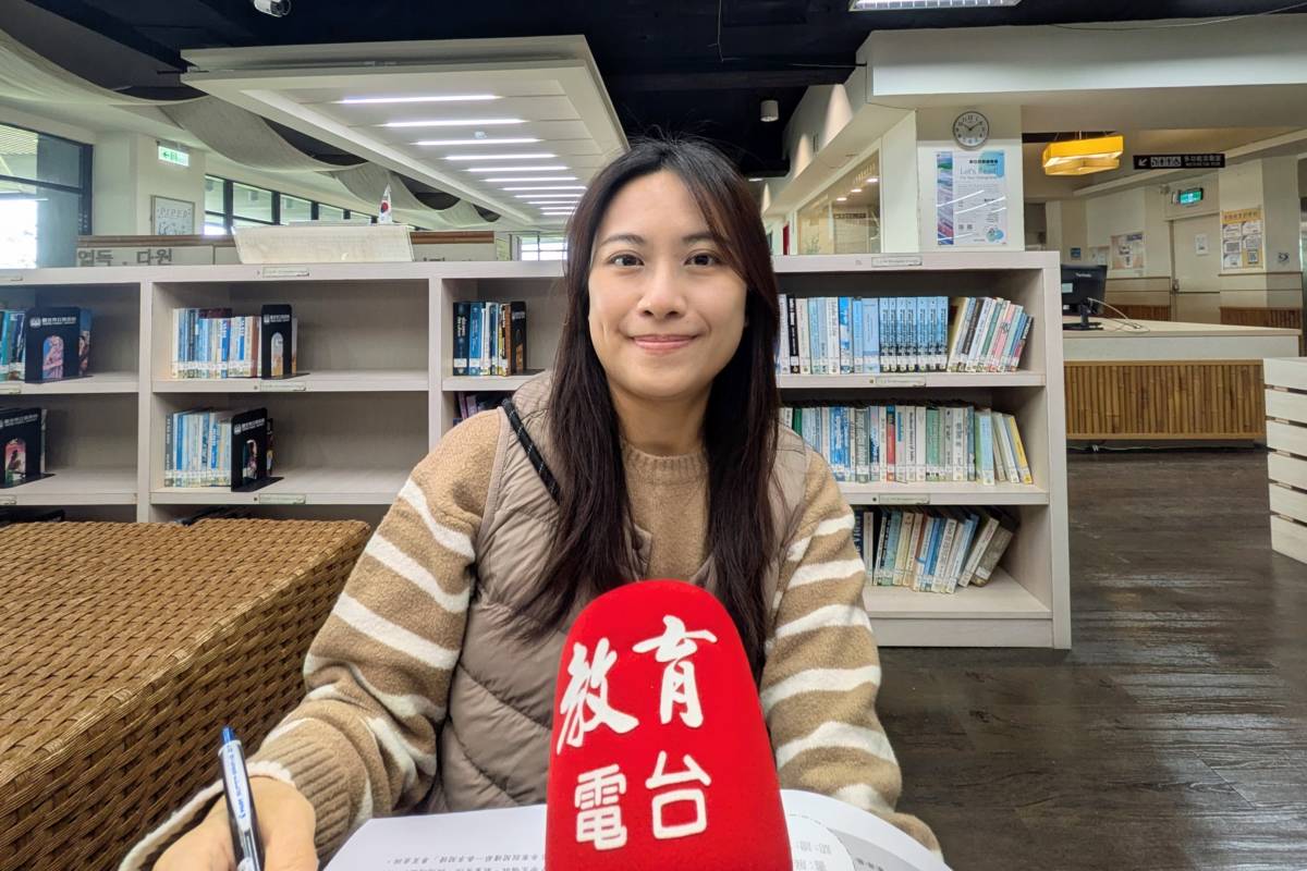 北市圖推廣課張貝如課員表示，寒假閱讀節還推出了手作體驗與林老師說故事活動