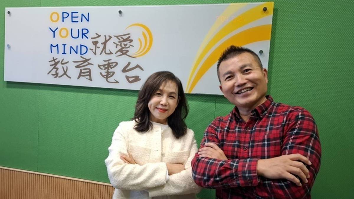 國資圖馬湘萍館長與常罡合影