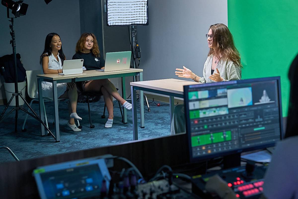 「政大數位知識城」平臺中的數位課程豐富多元，開放全國高中生免費修習。(政大提供)