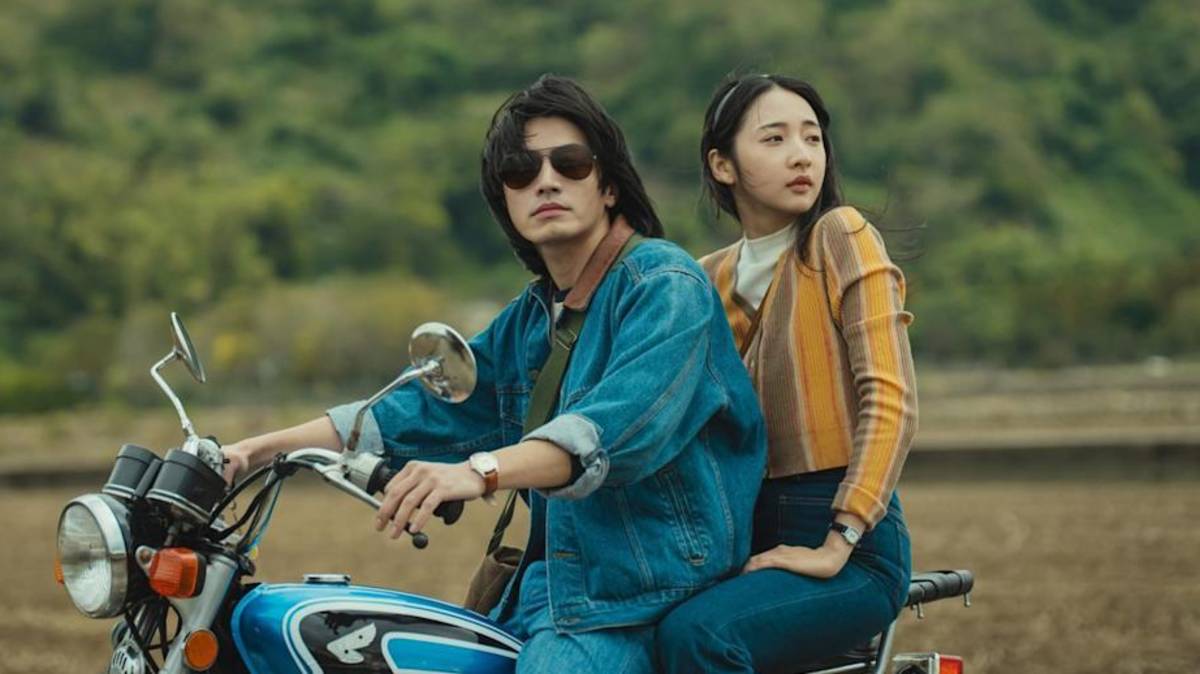 圖5-4《那張照片裡的我們》電影宣傳照-因本台網頁設定關係,  圖片經過剪裁