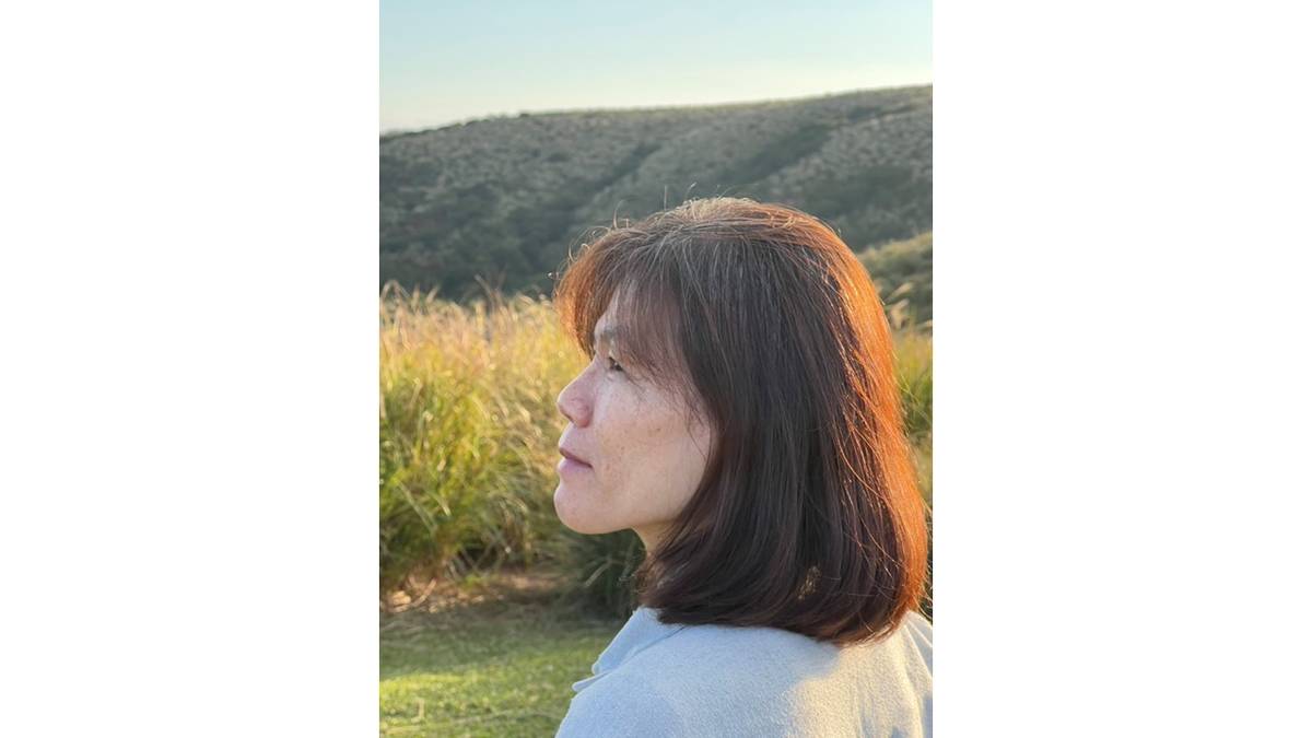 愛惜動物生命的陳玉敏，希望能為動物多做些什麼；
動物在極度痛苦或緊繃時，生理機能會失調，此時進行的實驗數據往往不準確，許多保健食品的功效（如抗疲勞、關節保健）過去依賴殘酷的動物實驗（如強迫老鼠游泳至力竭），但這類實驗常被認為並不科學且具有替代方案，目前積極向衛福部倡議轉向人類臨床或替代實驗能提供更可靠的結果（圖片由陳玉敏提供）