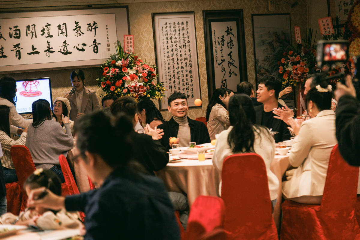 《創新辦桌》影像企劃融合臺式辦桌意象。(文總提供)