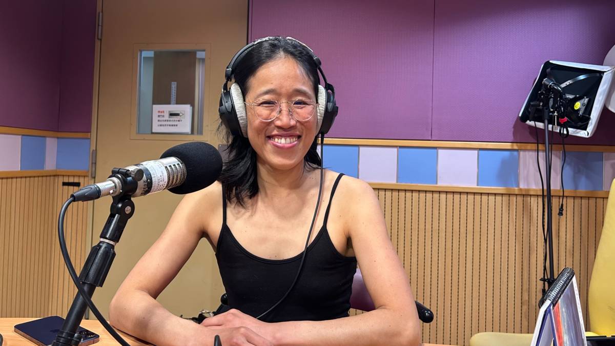 圖2-1 班多紐手風琴及鋼琴演奏家 Winnie Cheung 