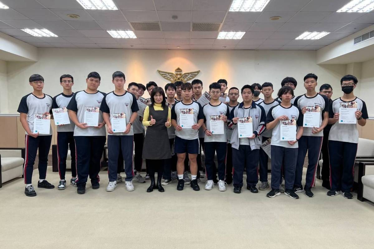 開南中學校長劉美慧表示，證照導向的課程設計，提升學生專業技術能力