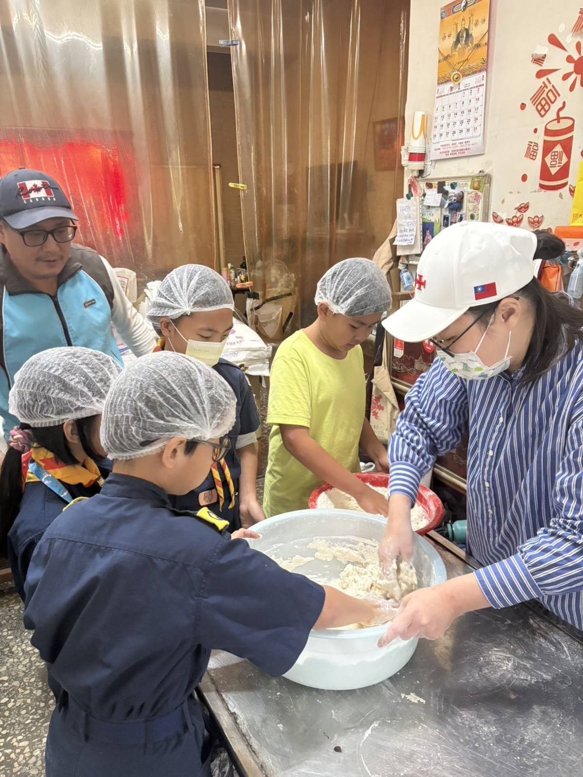從產地到餐桌 新北三光幼童烹煮「愛心健康麵」