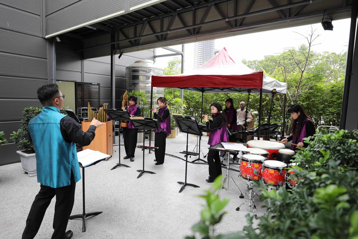 臺灣國樂團現場演奏過年喜慶樂曲 (國館提供)