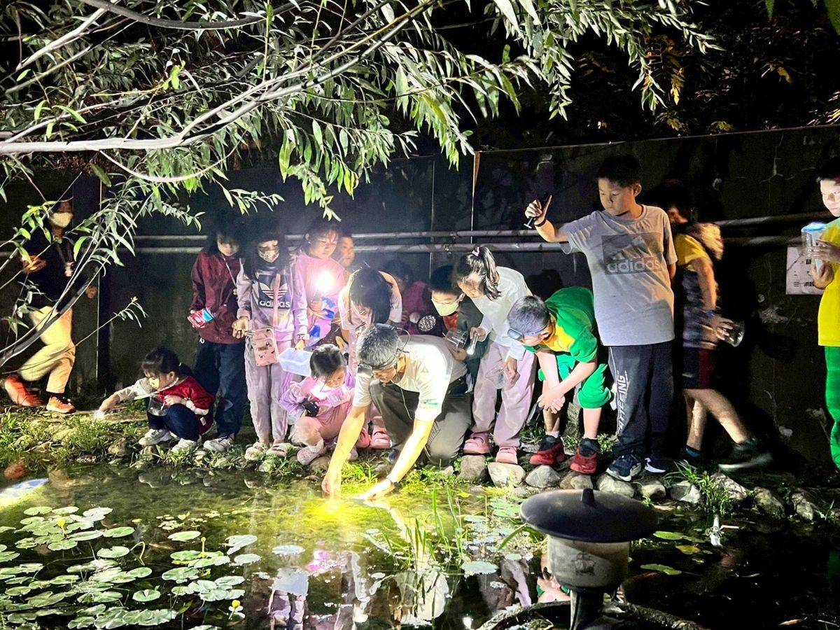 自立國小親師生夜間觀察活動