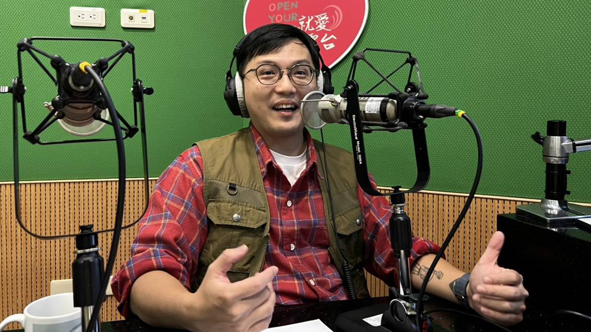 郭瀚陽(小太陽)更在節目即興秀一段喜劇表演，聽眾朋友一定要鎖定本集精彩內容。