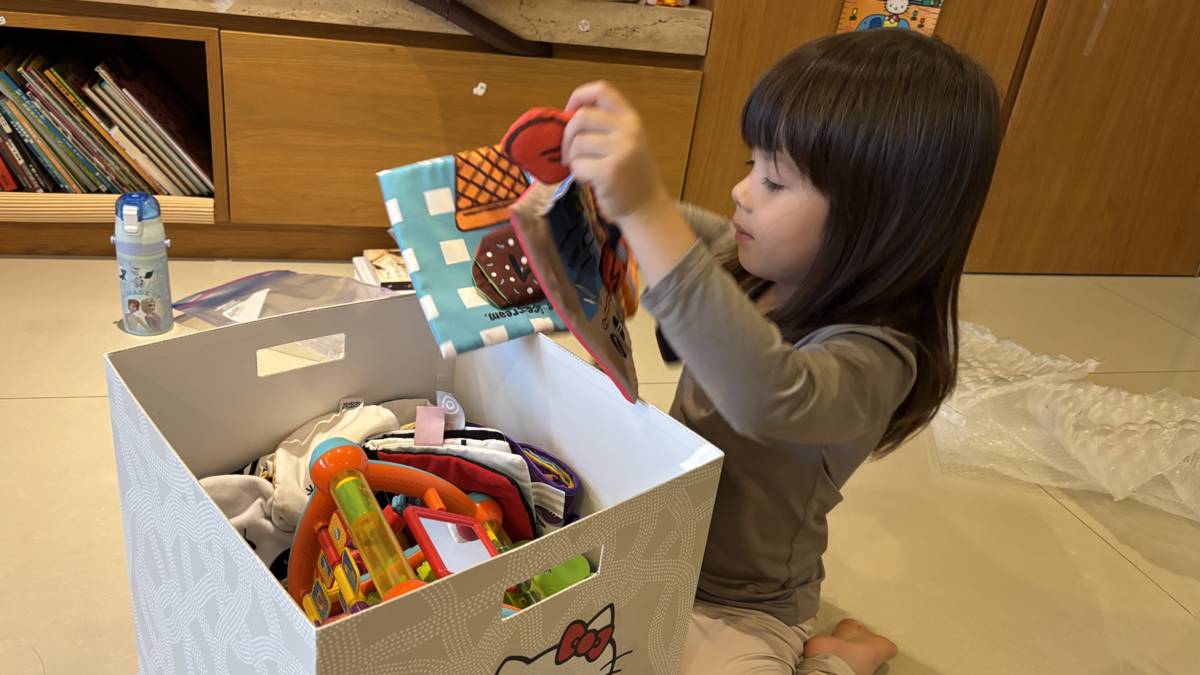 準備禮物送給非洲孩子們