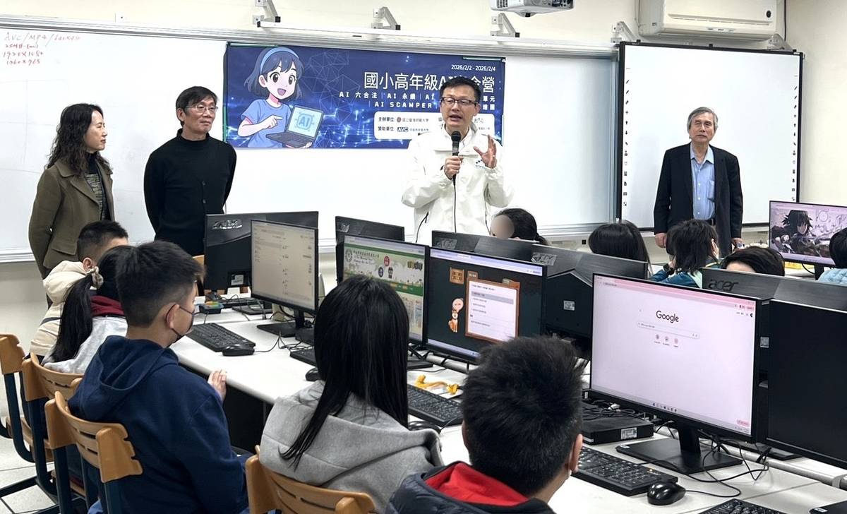 教育局長張明文鼓勵學員應用AI提問、設計到解決問題