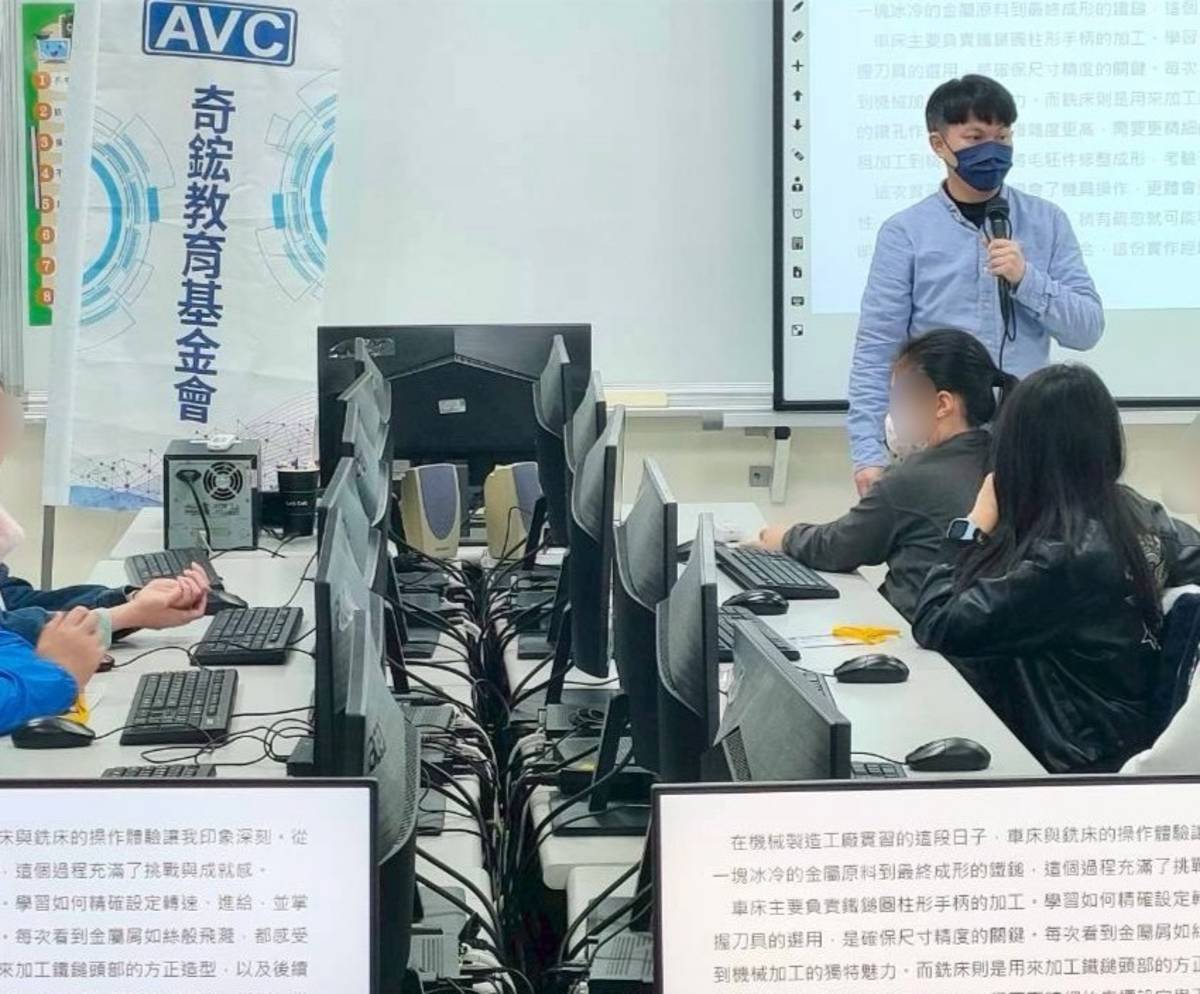 「國小高年級AI寒令營」強調跨領域的課程模組，引入創意思考法訓練學員邏輯