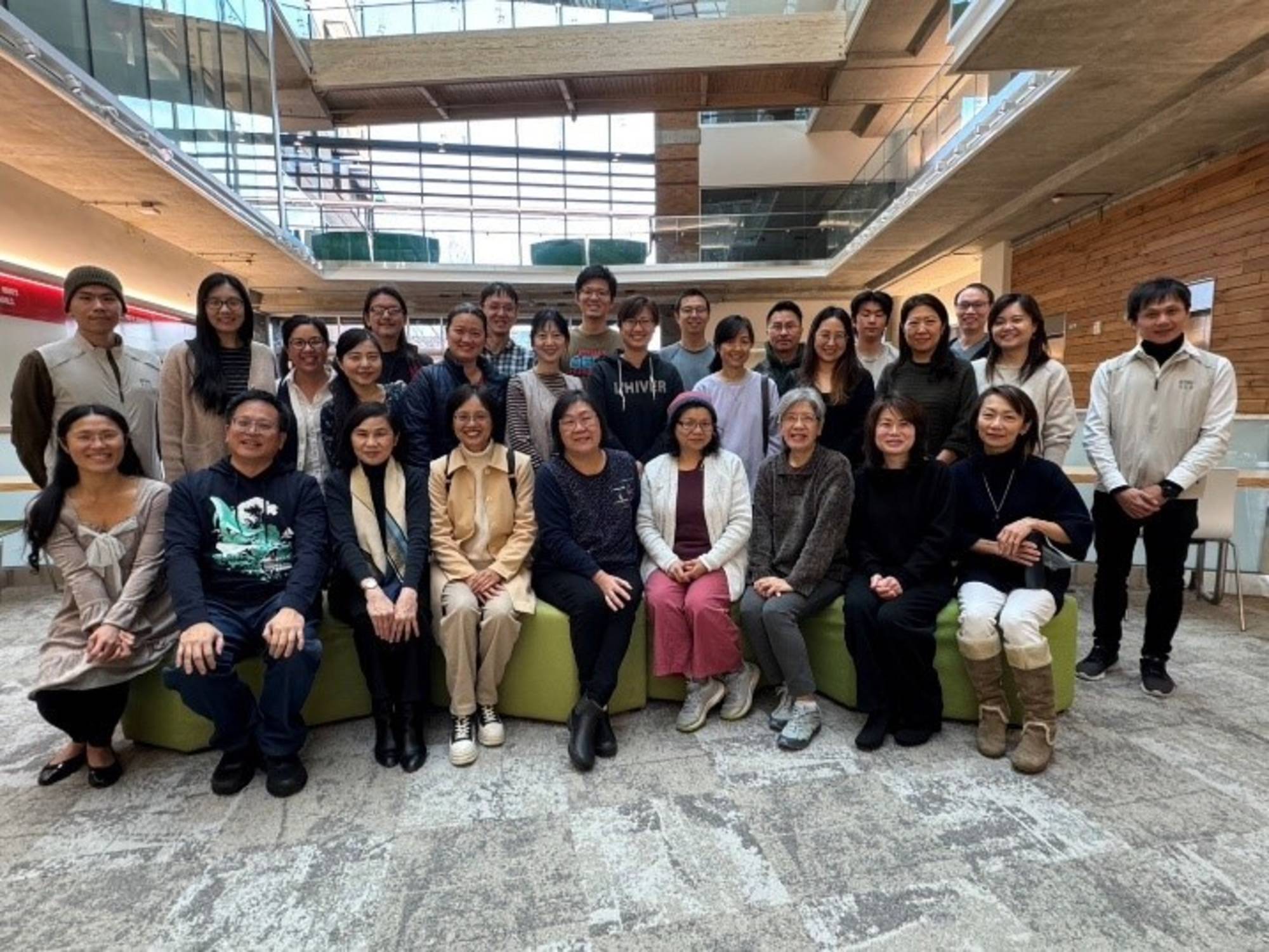 Local organizers and examinees of the Taiwanese Taigi Language proficiency test held in the Greater Washington D.C. Region